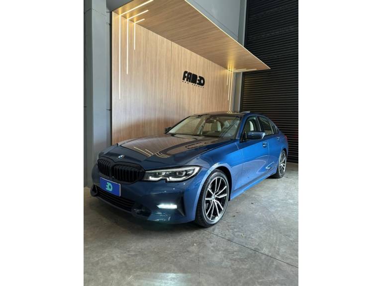 BMW - 320I - 2022/2022 - Azul - R$ 245.900,00