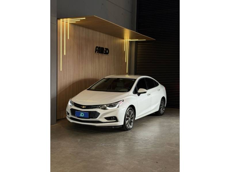 CHEVROLET - CRUZE - 2018/2018 - Branca - R$ 92.900,00