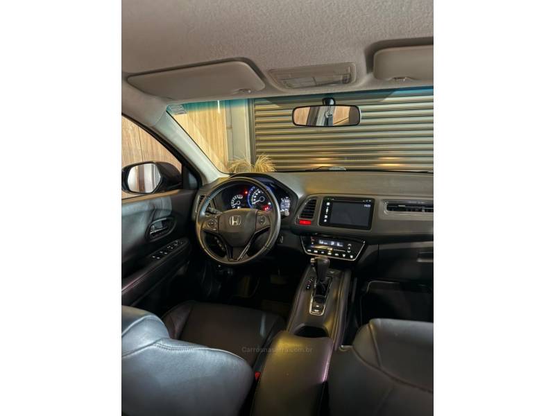 HONDA - HR-V - 2017/2017 - Cinza - R$ 95.900,00