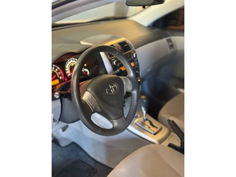 TOYOTA - COROLLA - 2014/2014 - Branca - R$ 72.900,00