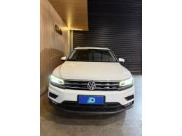 VOLKSWAGEN - TIGUAN - 2019/2019 - Branca - R$ 129.900,00
