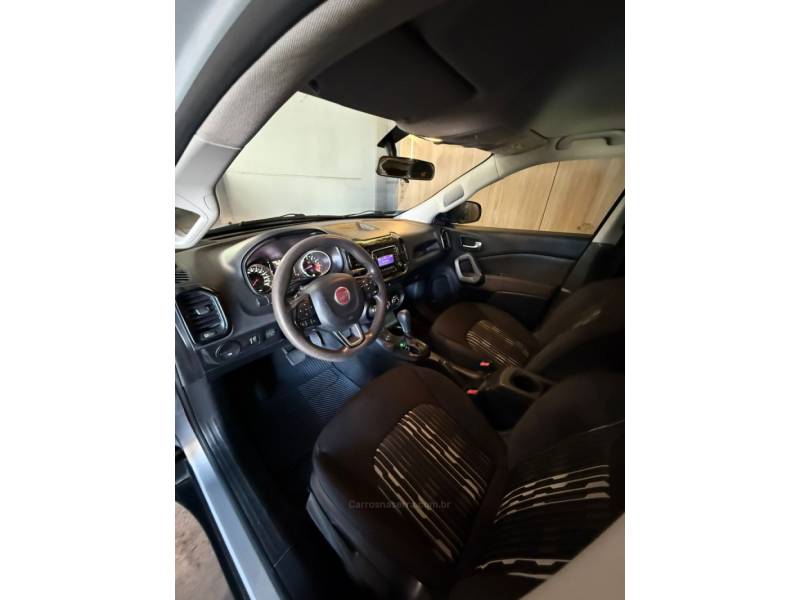 FIAT - TORO - 2016/2017 - Prata - R$ 85.900,00