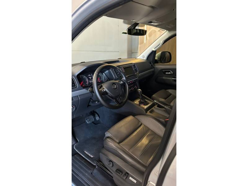 VOLKSWAGEN - AMAROK - 2019/2019 - Prata - R$ 149.900,00