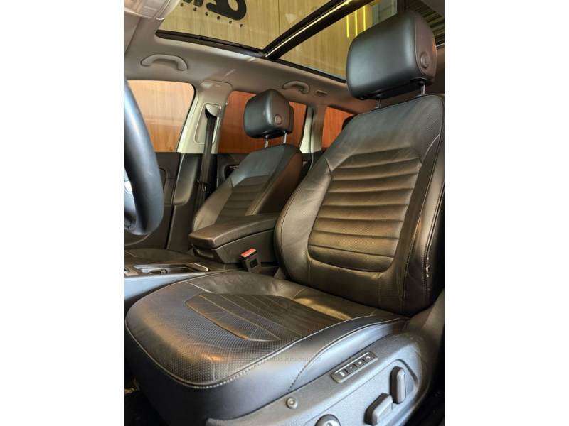 VOLKSWAGEN - PASSAT VARIANT - 2014/2014 - Branca - R$ 89.900,00
