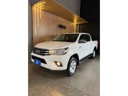 TOYOTA - HILUX - 2017/2017 - Branca - R$ 159.900,00