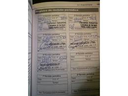 TOYOTA - HILUX - 2022/2023 - Prata - R$ 259.900,00
