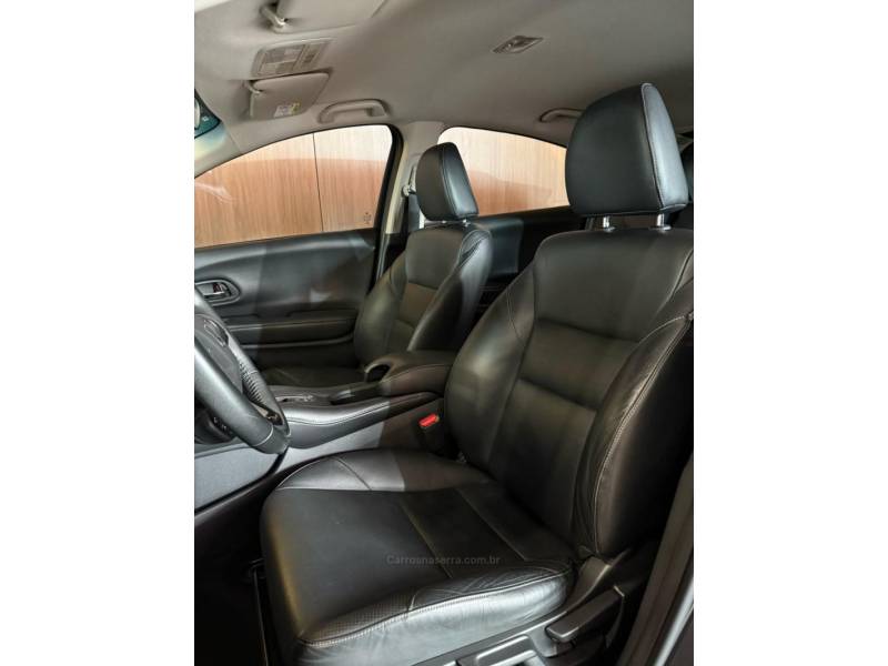 HONDA - HR-V - 2017/2017 - Cinza - R$ 95.900,00