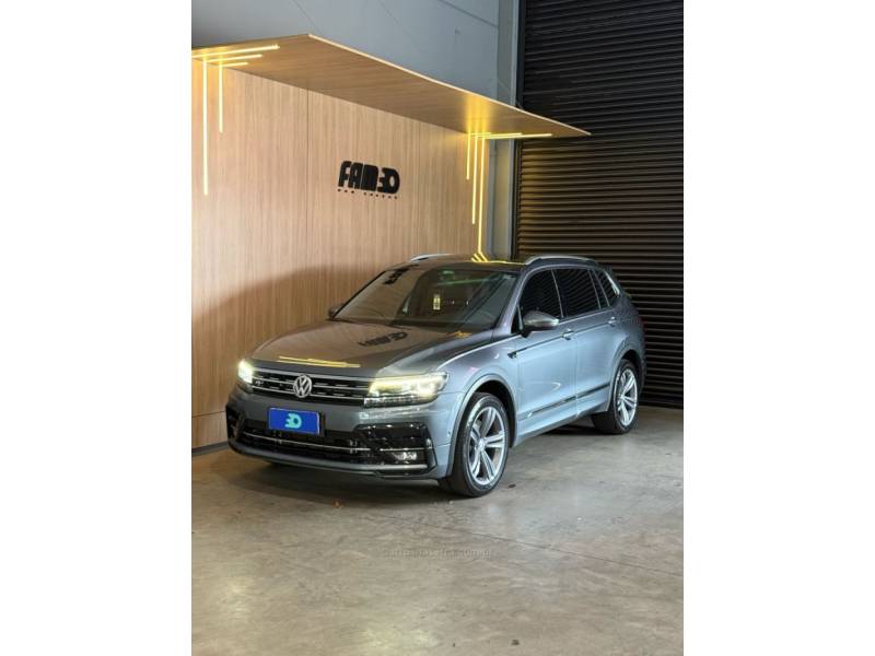 VOLKSWAGEN - TIGUAN - 2019/2019 - Cinza - R$ 165.900,00