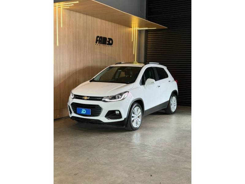 CHEVROLET - TRACKER - 2018/2018 - Branca - R$ 92.900,00