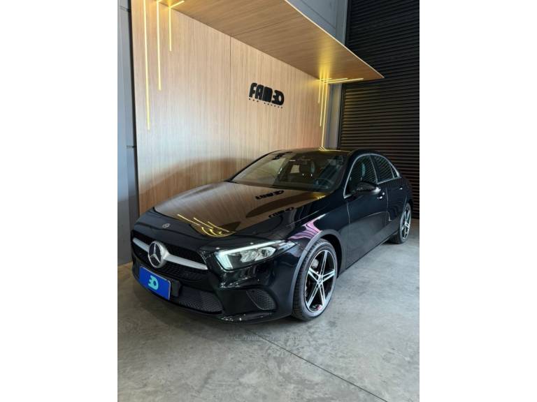 MERCEDES-BENZ - A 200 - 2020/2020 - Preta - R$ 169.900,00