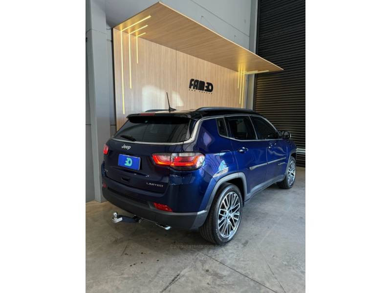 JEEP - COMPASS - 2022/2022 - Amarela - R$ 135.900,00