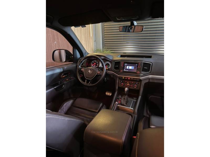 VOLKSWAGEN - AMAROK - 2019/2019 - Cinza - R$ 169.900,00