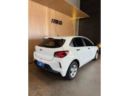 CHEVROLET - ONIX - 2024/2024 - Branca - R$ 73.900,00