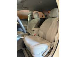 TOYOTA - COROLLA - 2014/2014 - Branca - R$ 72.900,00