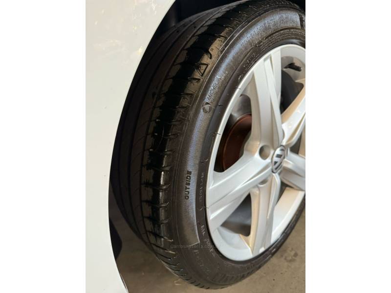 VOLKSWAGEN - PASSAT VARIANT - 2014/2014 - Branca - R$ 89.900,00