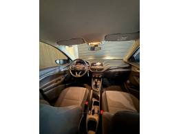CHEVROLET - ONIX - 2024/2024 - Branca - R$ 73.900,00