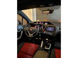 HONDA - CIVIC - 2015/2015 - Laranja - R$ 159.900,00