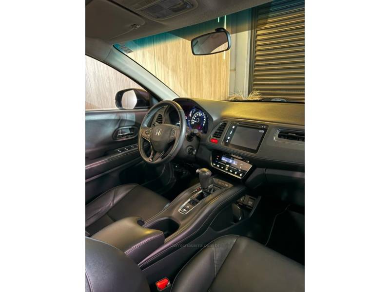 HONDA - HR-V - 2017/2017 - Cinza - R$ 95.900,00