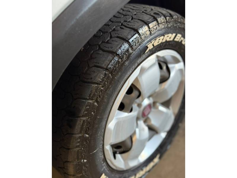 FIAT - TORO - 2016/2017 - Prata - R$ 85.900,00