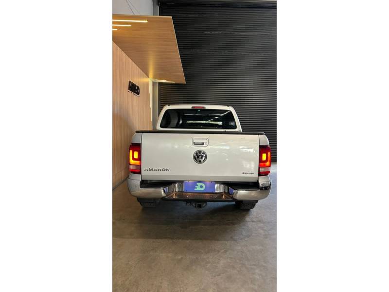 VOLKSWAGEN - AMAROK - 2019/2019 - Prata - R$ 149.900,00