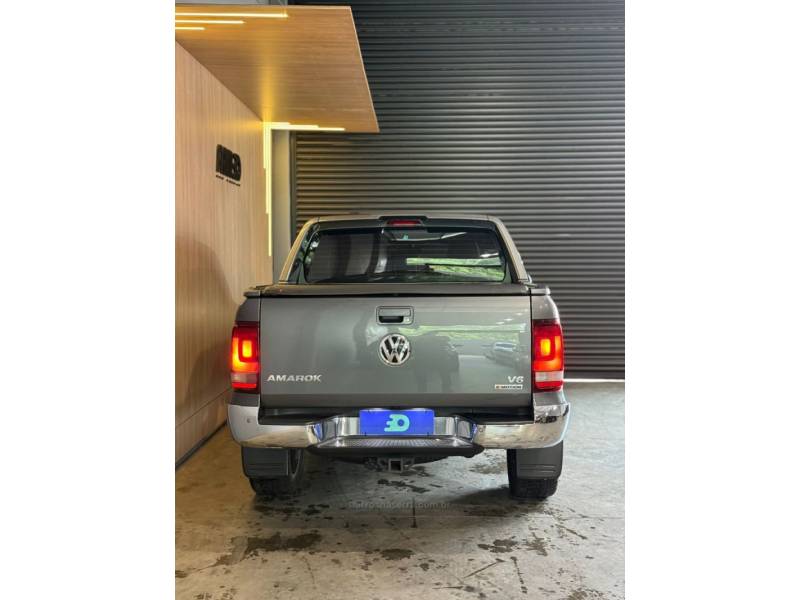 VOLKSWAGEN - AMAROK - 2019/2019 - Cinza - R$ 169.900,00