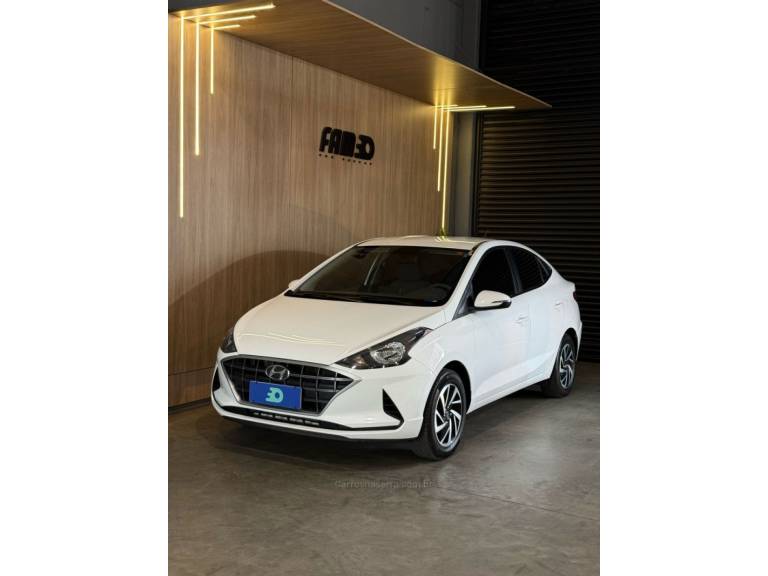 HYUNDAI - HB20S - 2019/2020 - Branca - R$ 67.900,00