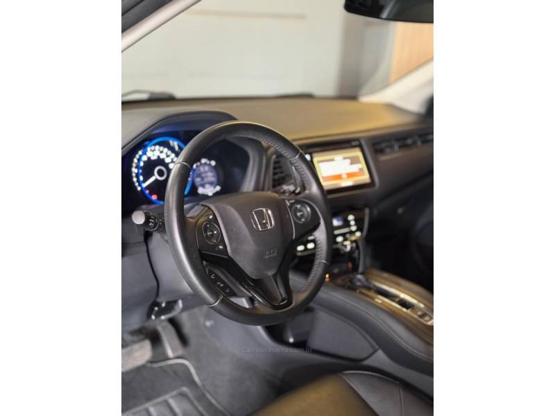 HONDA - HR-V - 2017/2017 - Cinza - R$ 95.900,00