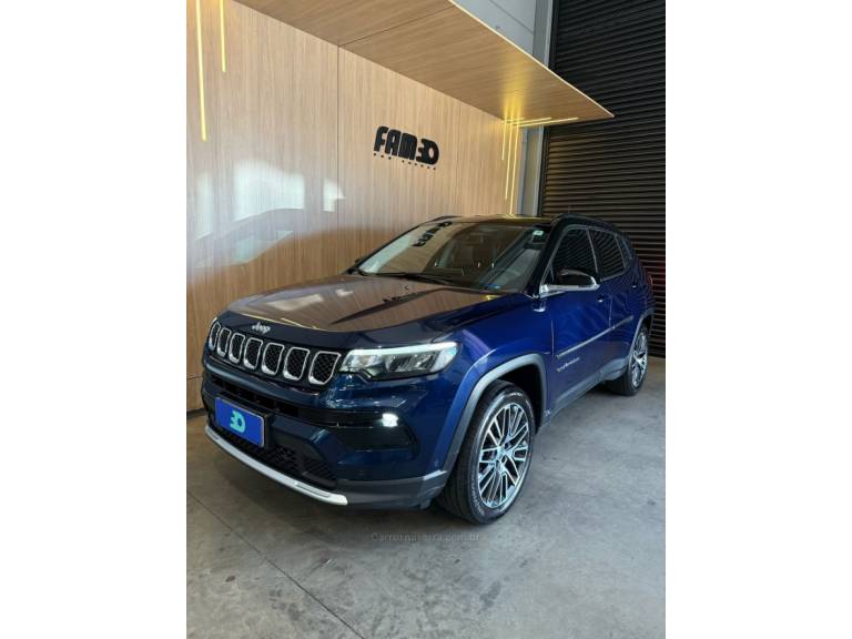 JEEP - COMPASS - 2022/2022 - Amarela - R$ 135.900,00
