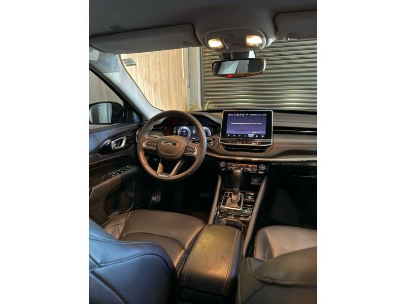 JEEP - COMPASS - 2022/2022 - Amarela - R$ 135.900,00