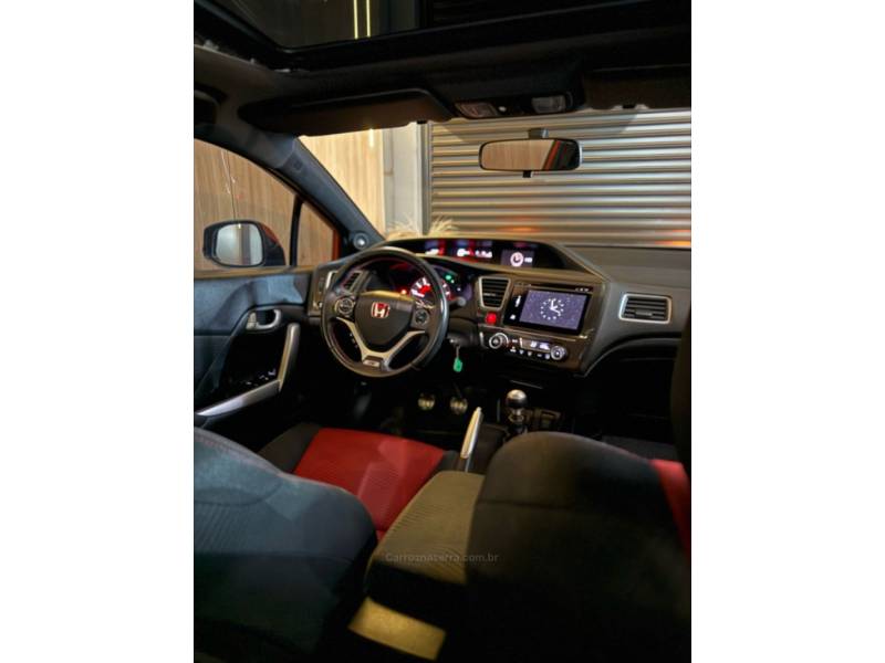 HONDA - CIVIC - 2015/2015 - Laranja - R$ 159.900,00
