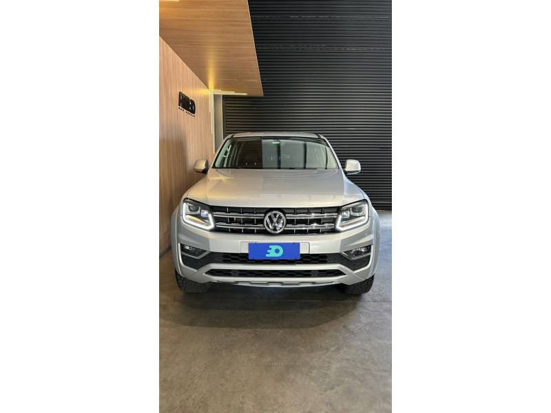 VOLKSWAGEN - AMAROK - 2019/2019 - Prata - R$ 149.900,00