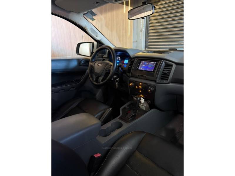 FORD - RANGER - 2018/2018 - Branca - R$ 129.900,00