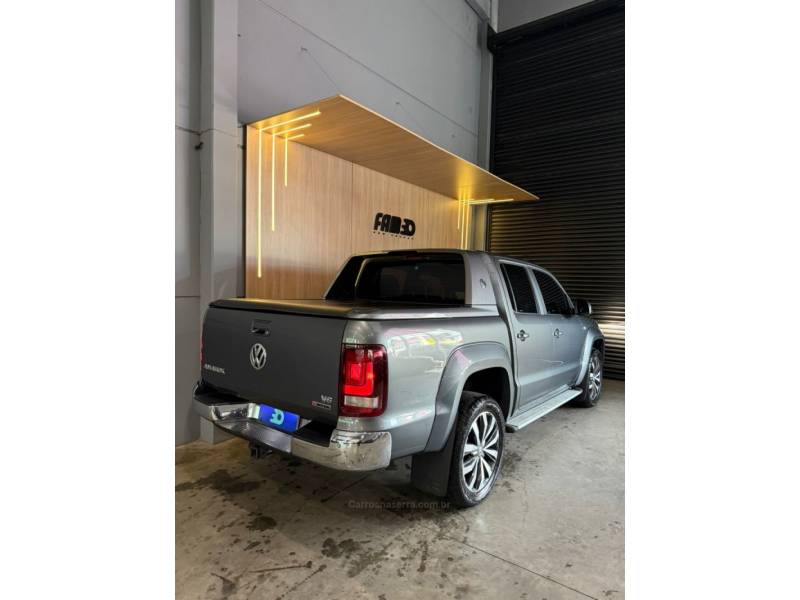 VOLKSWAGEN - AMAROK - 2019/2019 - Cinza - R$ 169.900,00