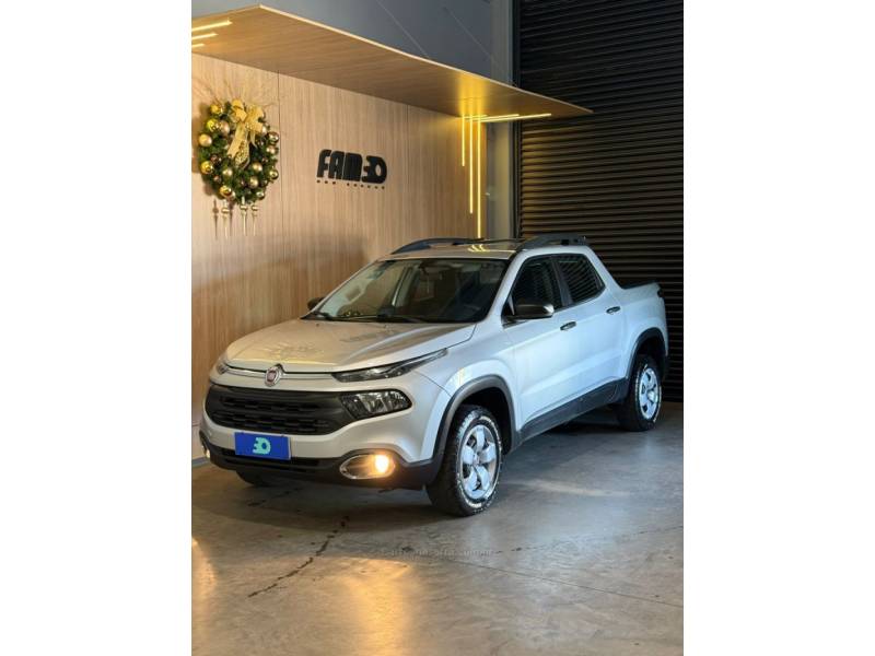 FIAT - TORO - 2016/2017 - Prata - R$ 85.900,00
