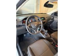 CHEVROLET - ONIX - 2024/2024 - Branca - R$ 73.900,00
