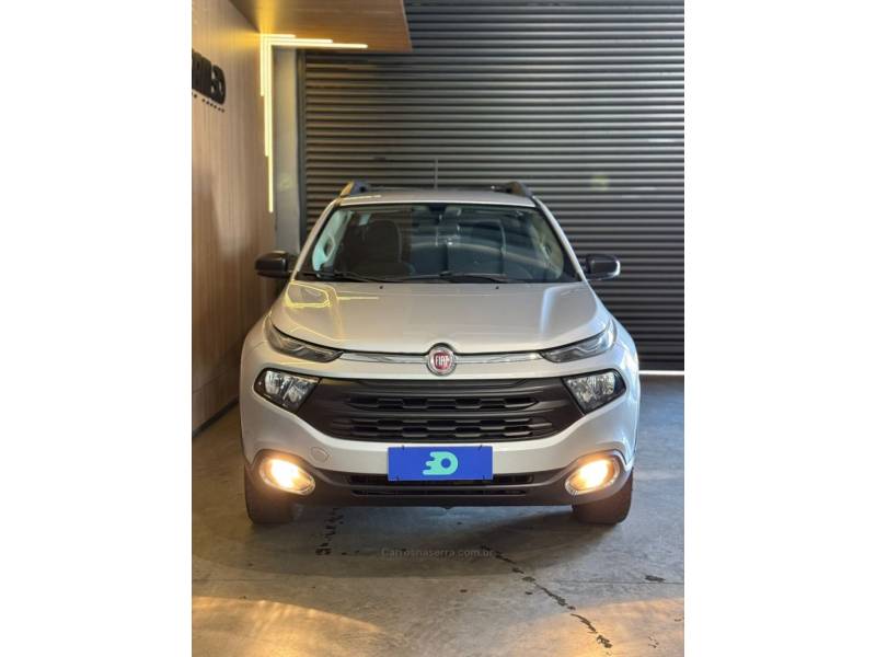 FIAT - TORO - 2016/2017 - Prata - R$ 85.900,00