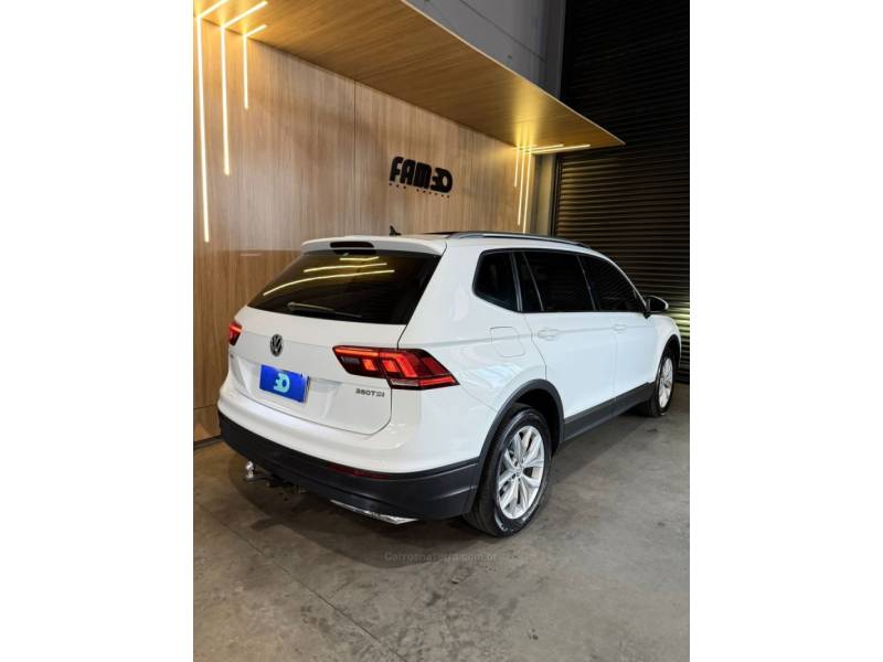 VOLKSWAGEN - TIGUAN - 2019/2019 - Branca - R$ 129.900,00