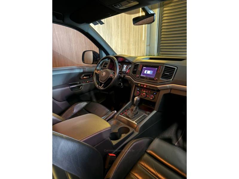 VOLKSWAGEN - AMAROK - 2019/2019 - Cinza - R$ 169.900,00